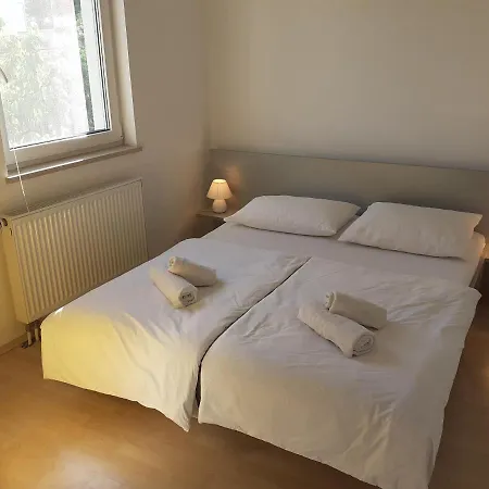Slanica Apartment *